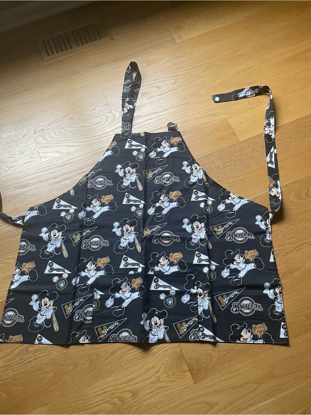 Milwaukee Brewers Mickey Mouse Barbeque Apron